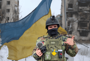 Ivan a ukrajinská vlajka - ilustračná foto.